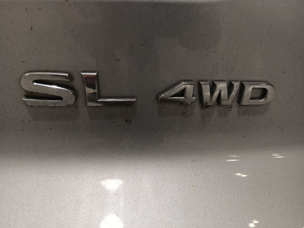 Used 2024 Nissan Pathfinder SL AWD/4WD image 13
