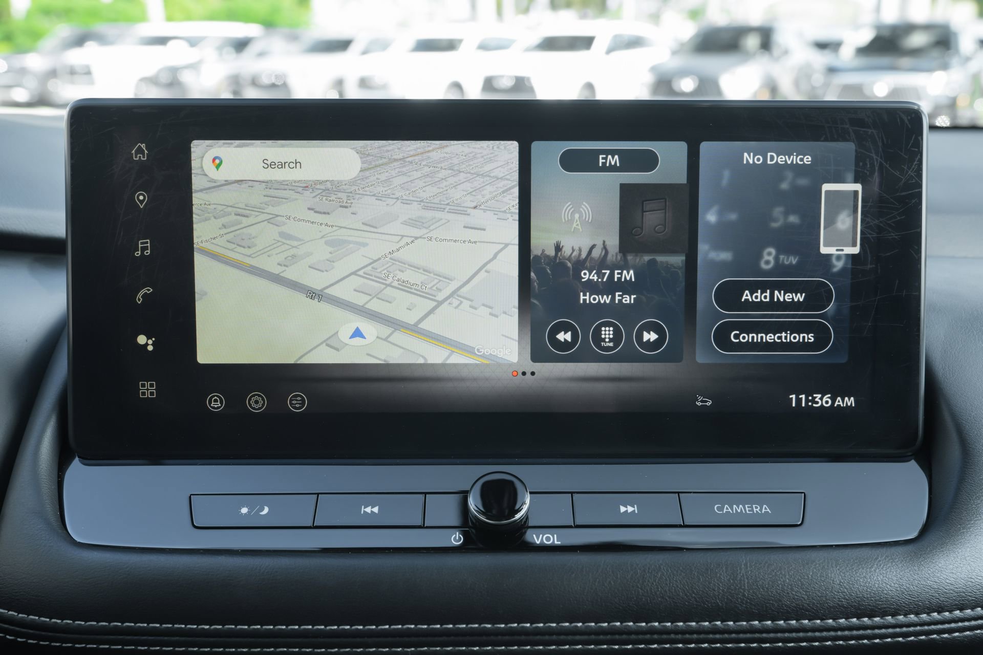 Used 2025 Nissan Rogue Platinum w/ Platinum Premium Package image 13