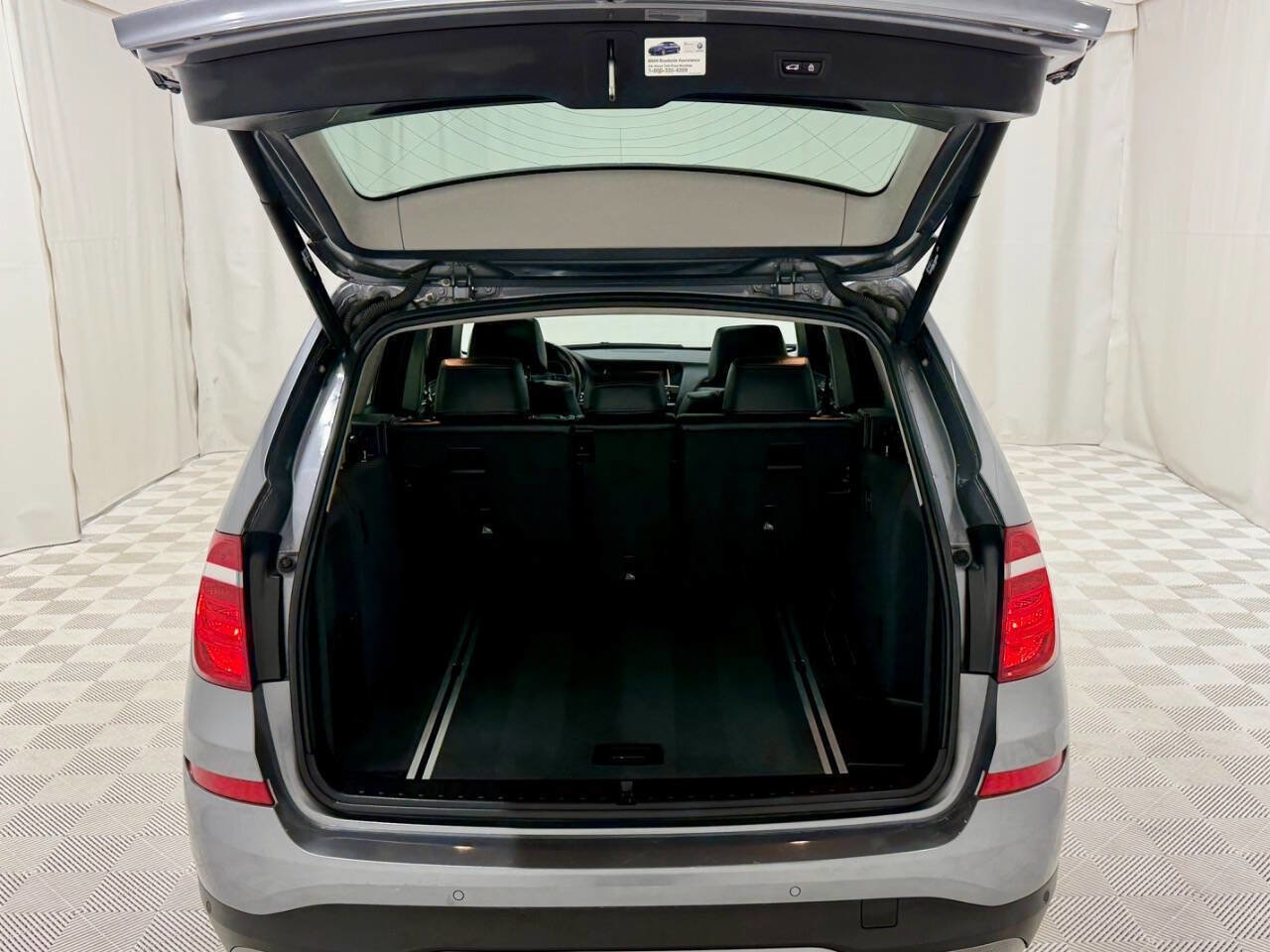 Used 2016 BMW X3 xDrive28i image 9