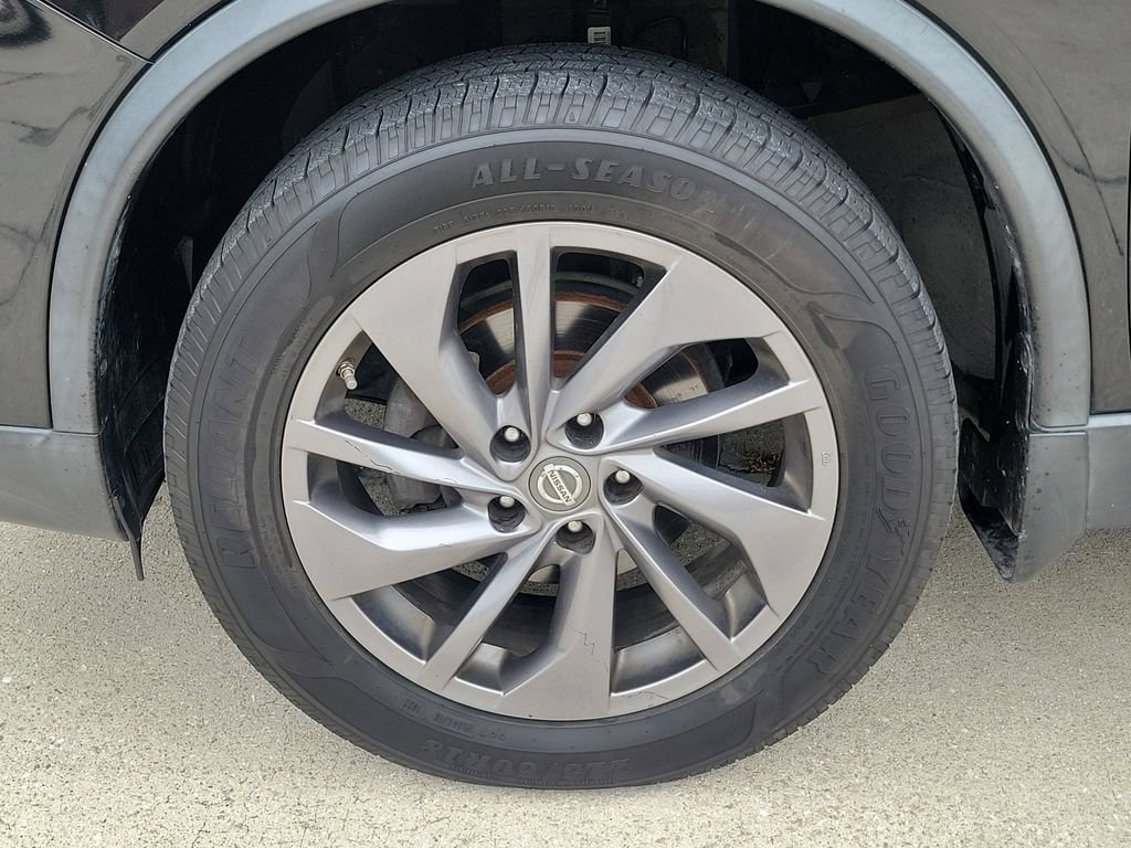 Certified 2016 Nissan Rogue SL w/ SL Premium Package AWD/4WD image 11