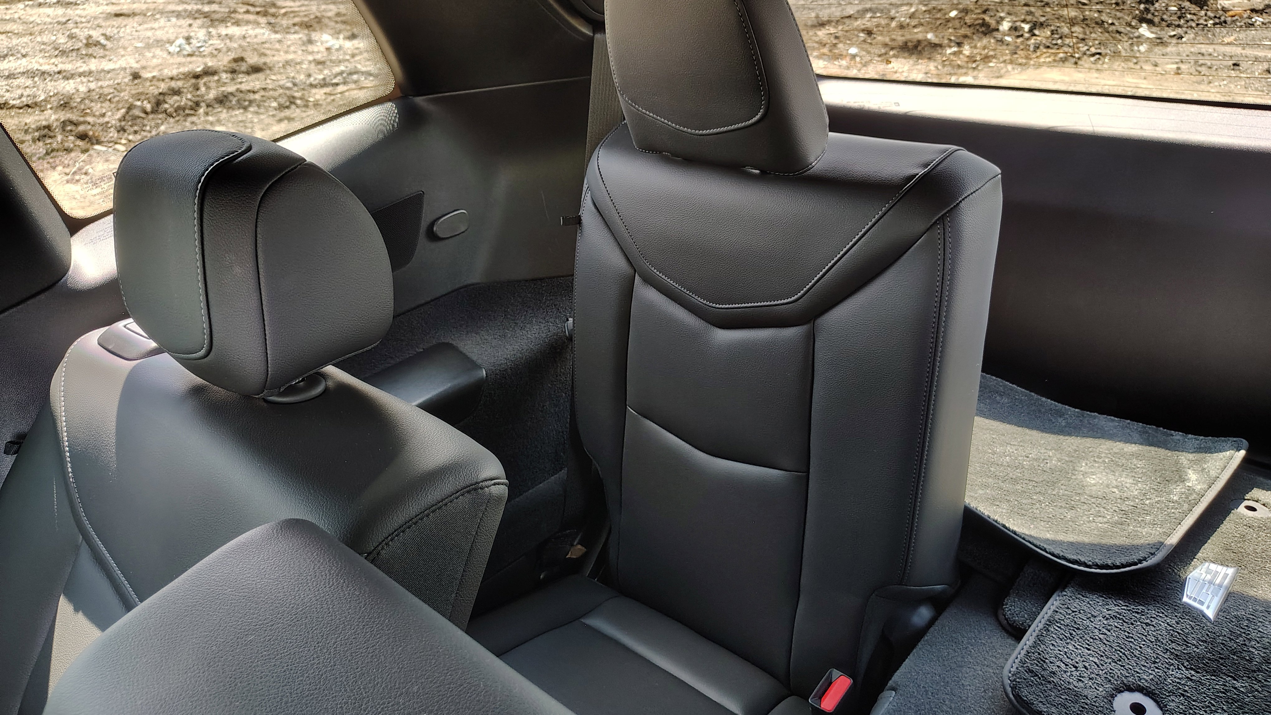 New 2025 Cadillac XT6 Luxury w/ LPO, Premium Carpet Package image 38