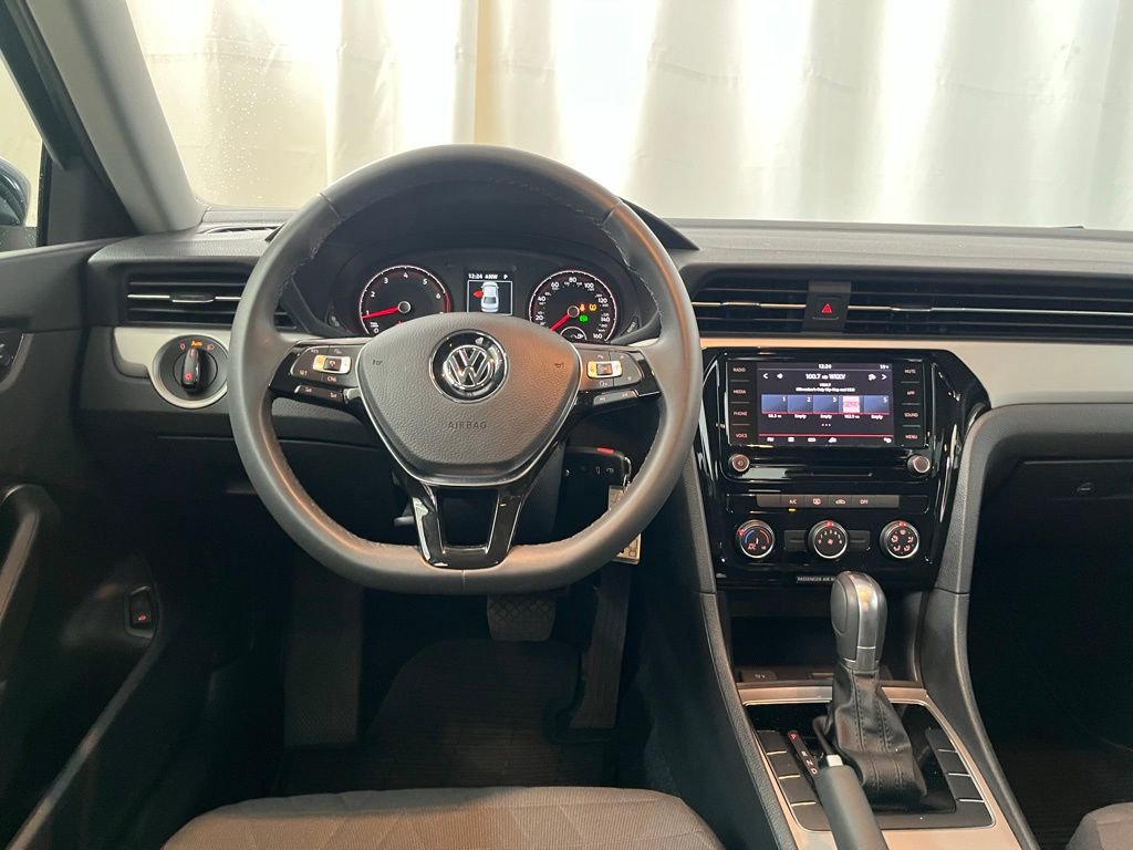 Certified 2021 Volkswagen Passat 2.0T S image 20