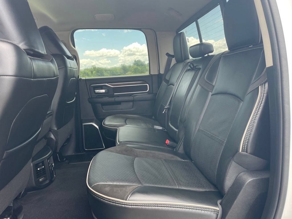 Used 2024 RAM 2500 Laramie AWD/4WD image 9