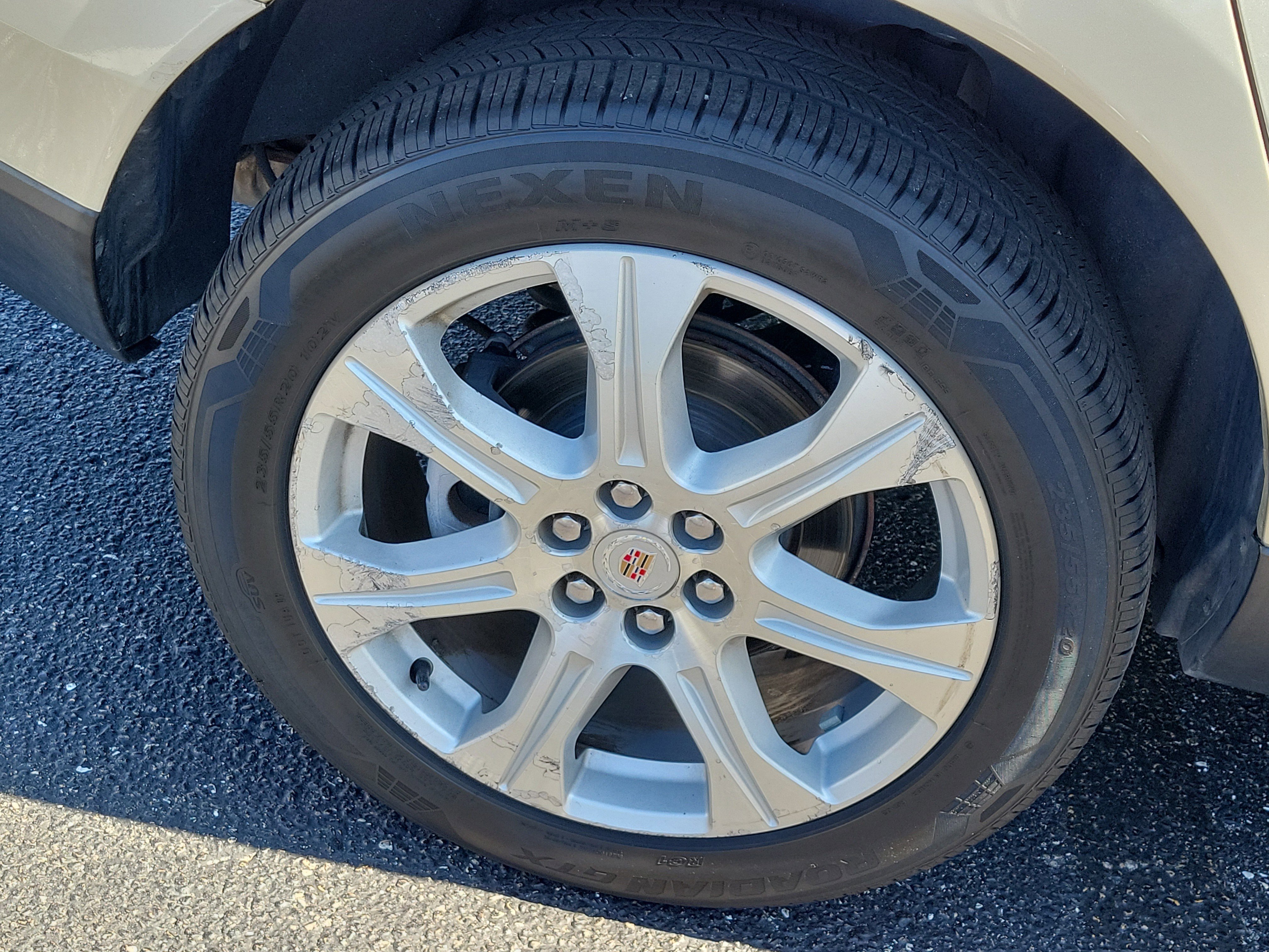 Used 2013 Cadillac SRX Performance w/ Driver Awareness Package FWD image 9