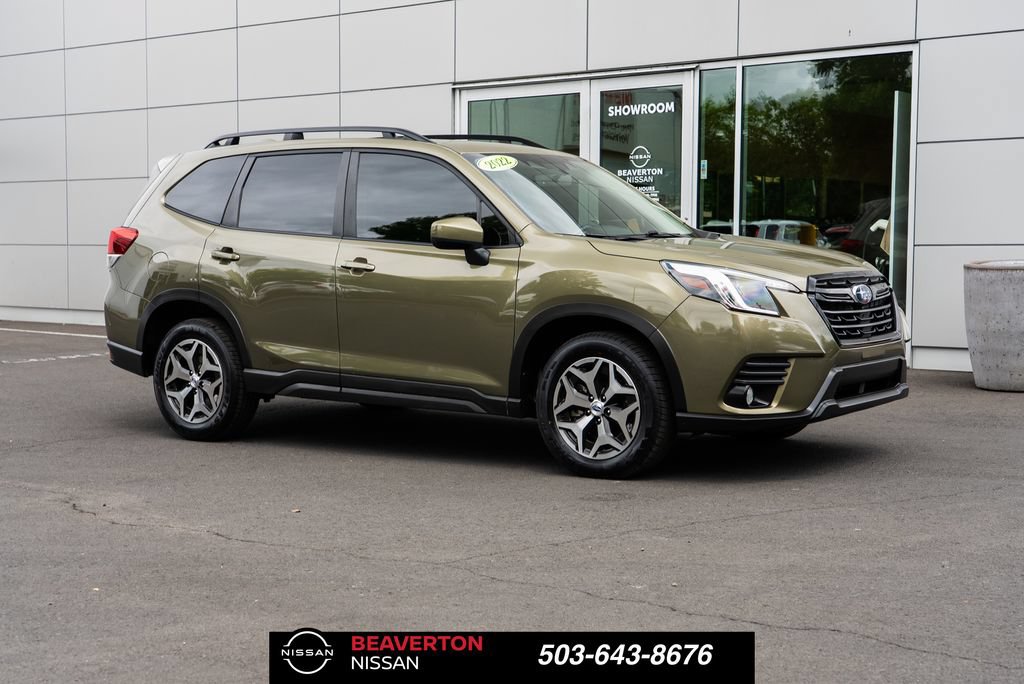 Used 2022 Subaru Forester Premium AWD/4WD image 1