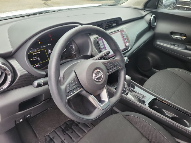 Certified 2024 Nissan Kicks SV FWD image 20