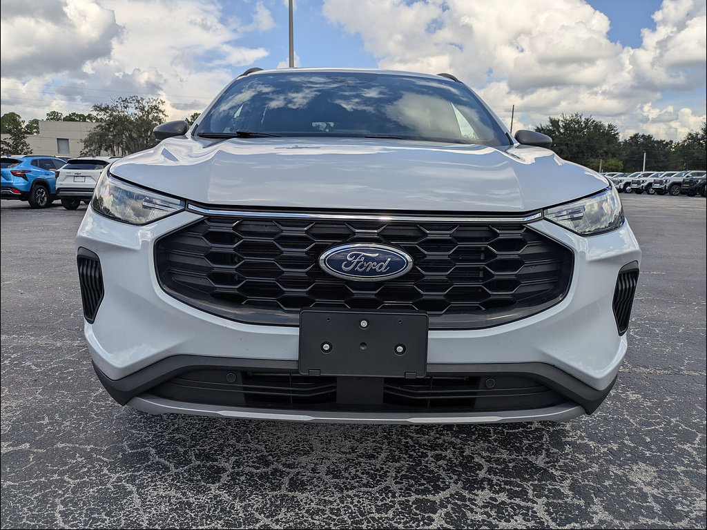 Used 2025 Ford Escape ST-Line FWD image 10