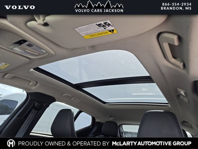 Used 2024 Volvo XC40 B5 Plus w/ Protection Package Premier AWD/4WD image 23