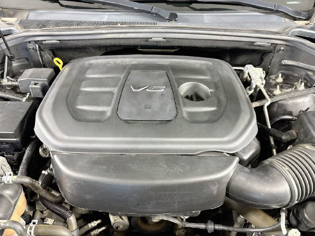 Used 2019 Jeep Grand Cherokee Limited AWD/4WD image 31