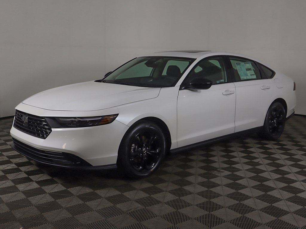 Certified 2025 Honda Accord SE image 8