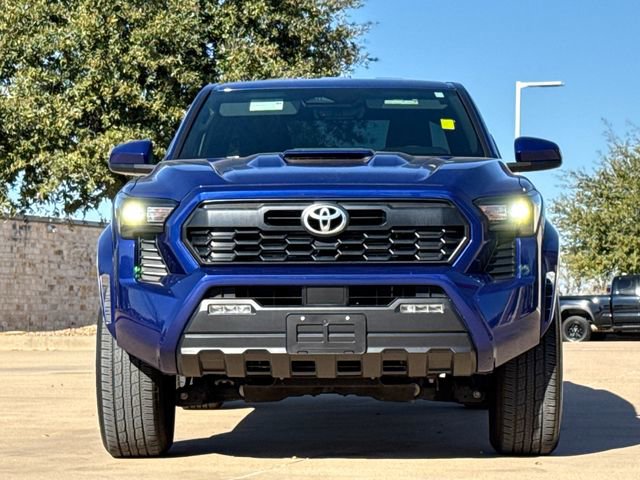 Used 2024 Toyota Tacoma TRD Sport video 2
