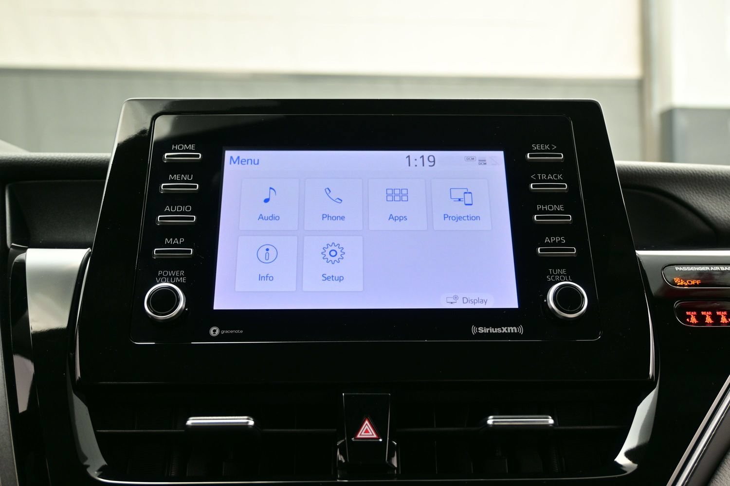 Used 2023 Toyota Camry SE FWD image 19