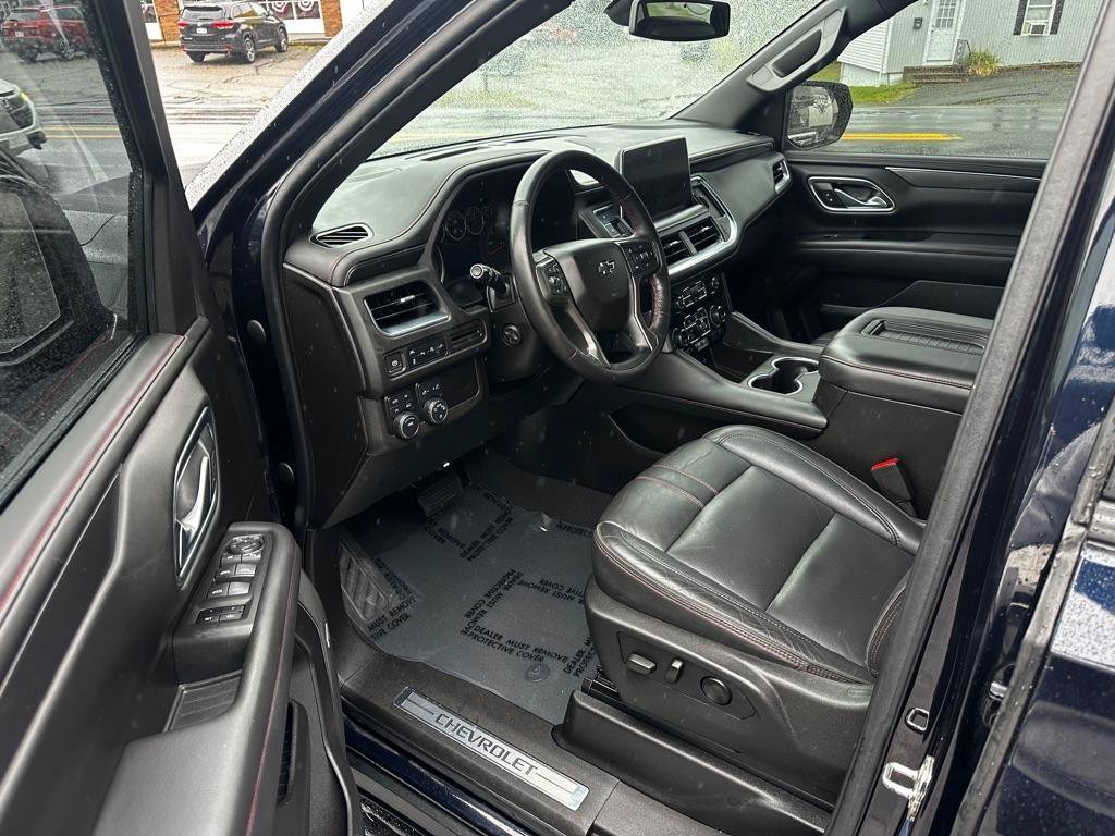Used 2021 Chevrolet Tahoe RST w/ Luxury Package AWD/4WD image 9
