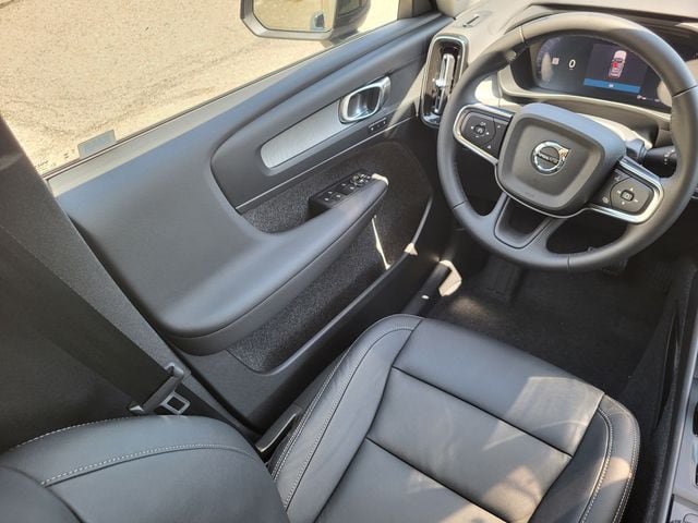 New 2026 Volvo XC40 B5 Core w/ Protection Package Premier AWD/4WD image 10