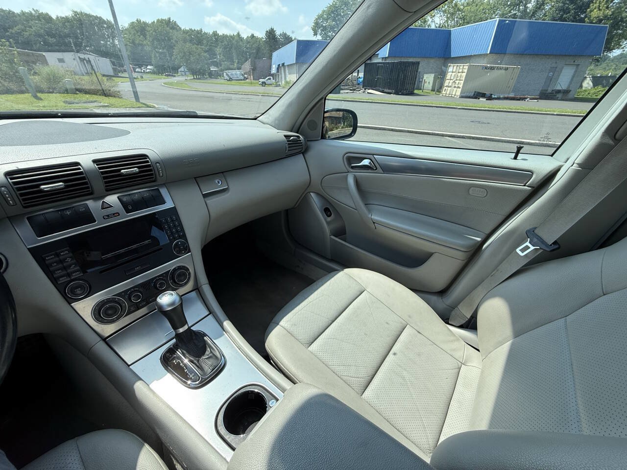 Used 2006 Mercedes-Benz C 230 Sedan w/ Sunroof Pkg image 14
