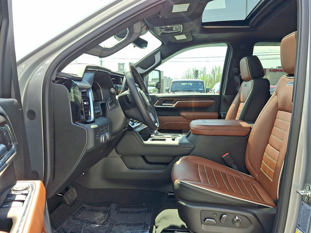 Used 2025 GMC Sierra 2500 Denali Ultimate AWD/4WD image 14