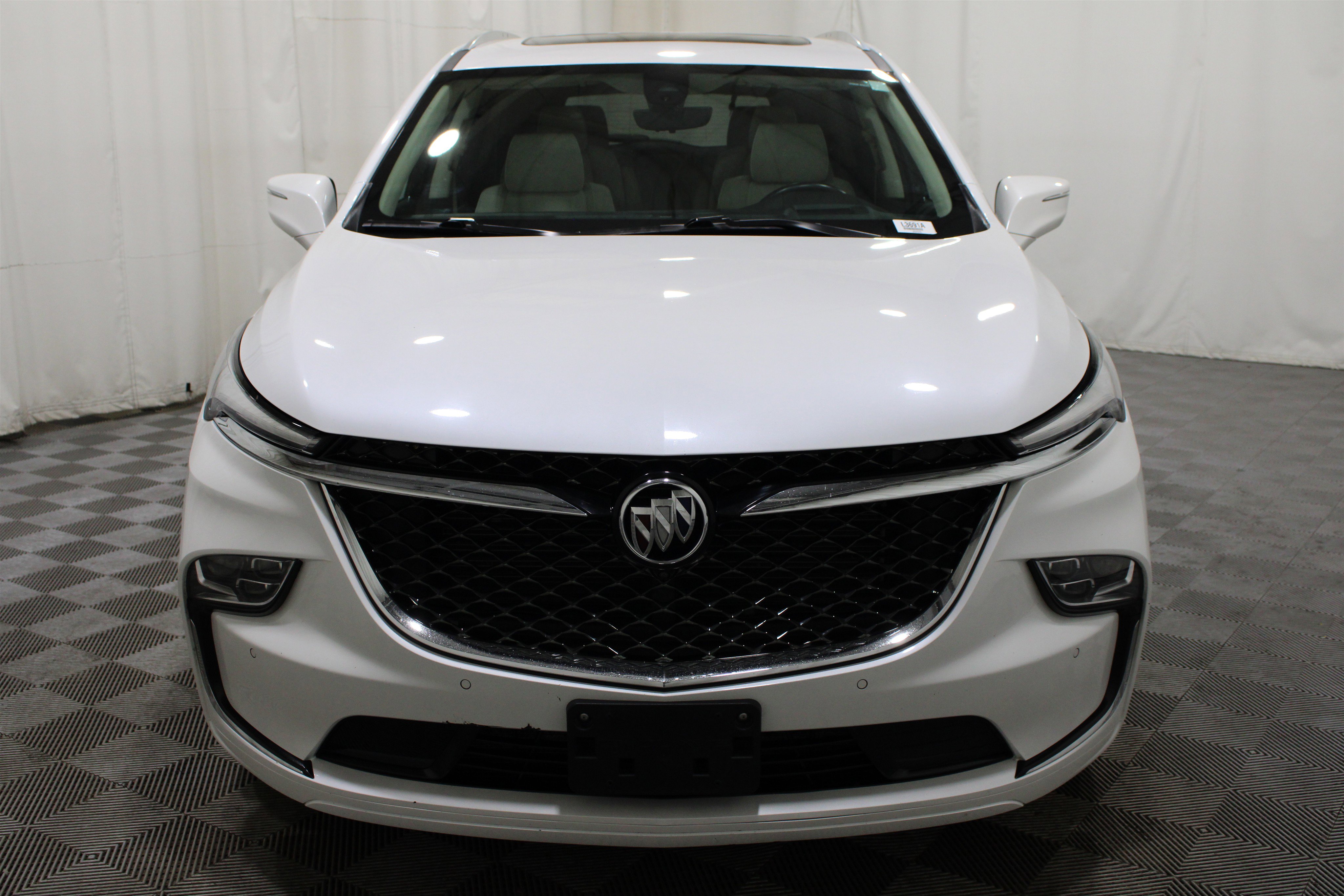 Used 2022 Buick Enclave Avenir w/ Avenir Technology Package AWD/4WD image 31