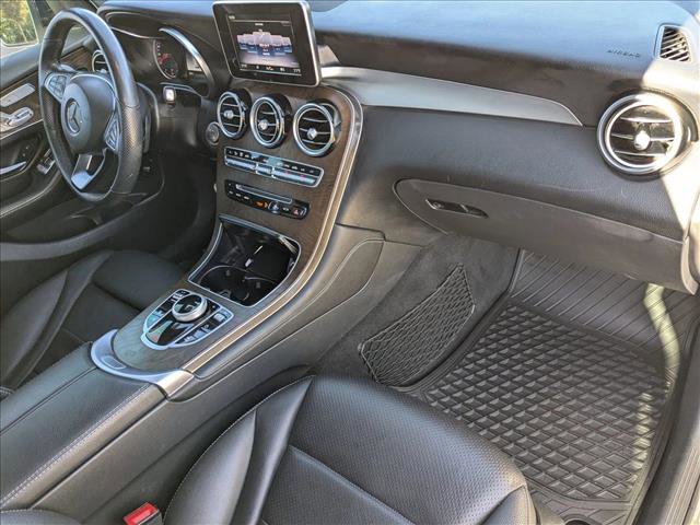 Used 2019 Mercedes-Benz GLC 300 4MATIC image 21