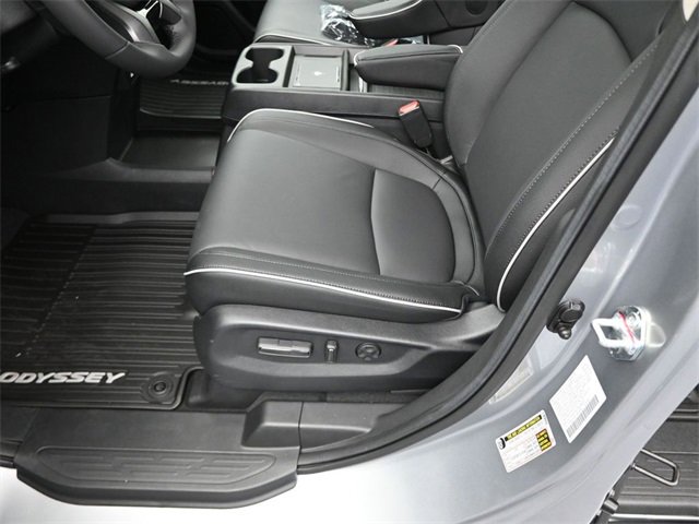 New 2026 Honda Odyssey Touring image 30