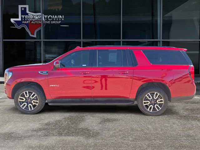 Used 2023 GMC Yukon XL AT4 AWD/4WD image 2