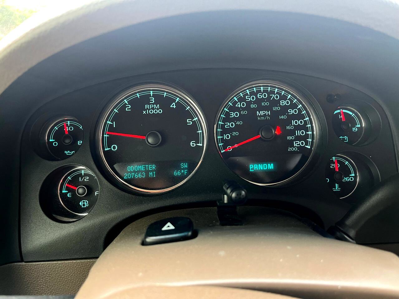 Used 2013 Chevrolet Silverado 1500 LTZ w/ LTZ White Diamond Edition image 19