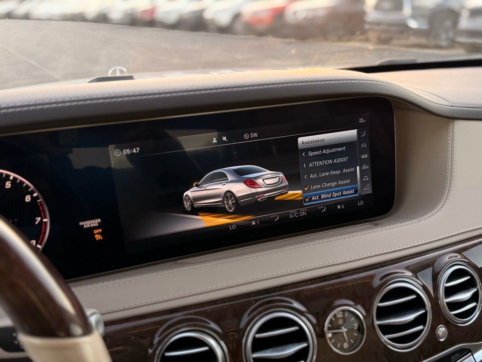 Used 2018 Mercedes-Benz S 560 4MATIC Sedan image 33