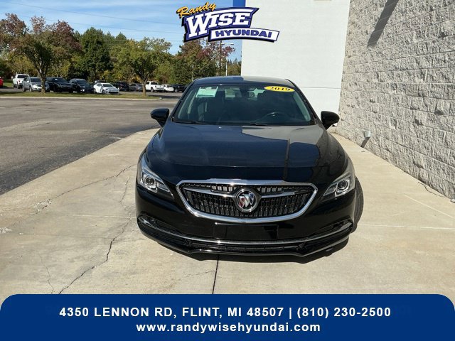 Used 2019 Buick LaCrosse Essence w/ Sights and Sounds Package AWD/4WD image 4