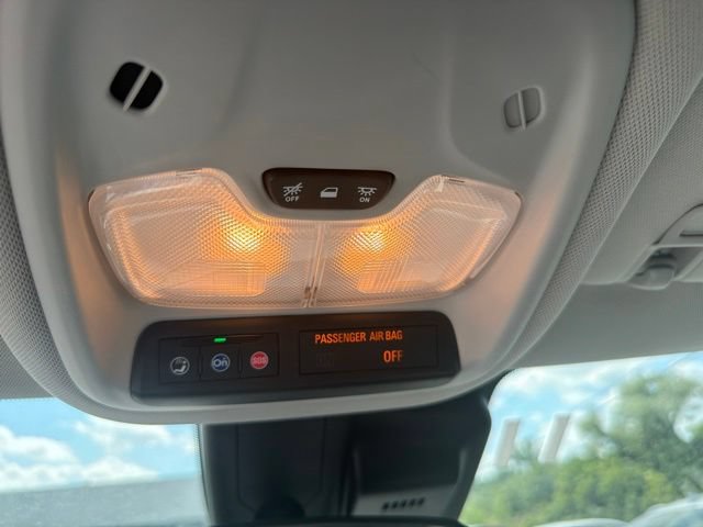Used 2025 Chevrolet TrailBlazer LT AWD/4WD image 18