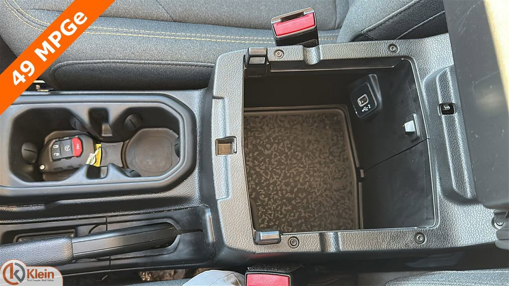 Used 2025 Jeep Wrangler Unlimited Sahara image 25