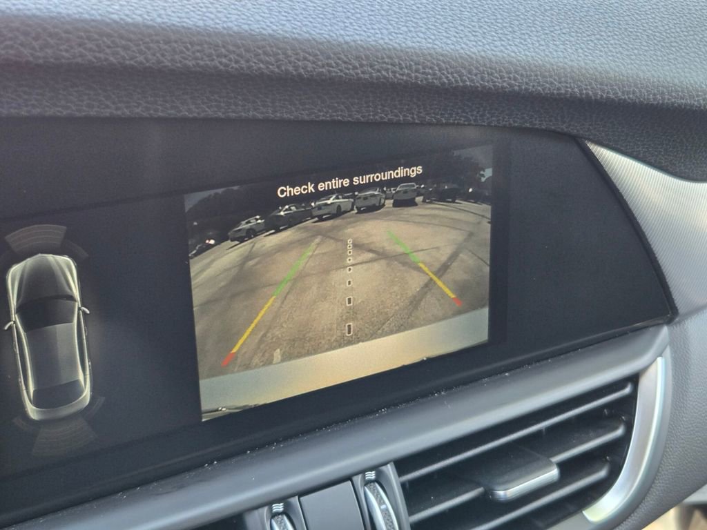 New 2025 Alfa Romeo Giulia w/ Veloce Package Rwd image 11