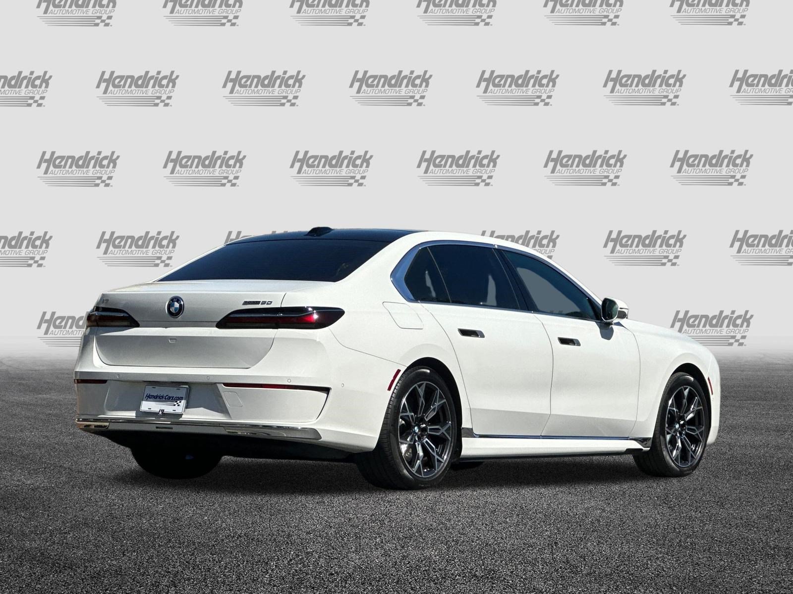 Certified 2024 BMW i7 eDrive50 RWD image 5