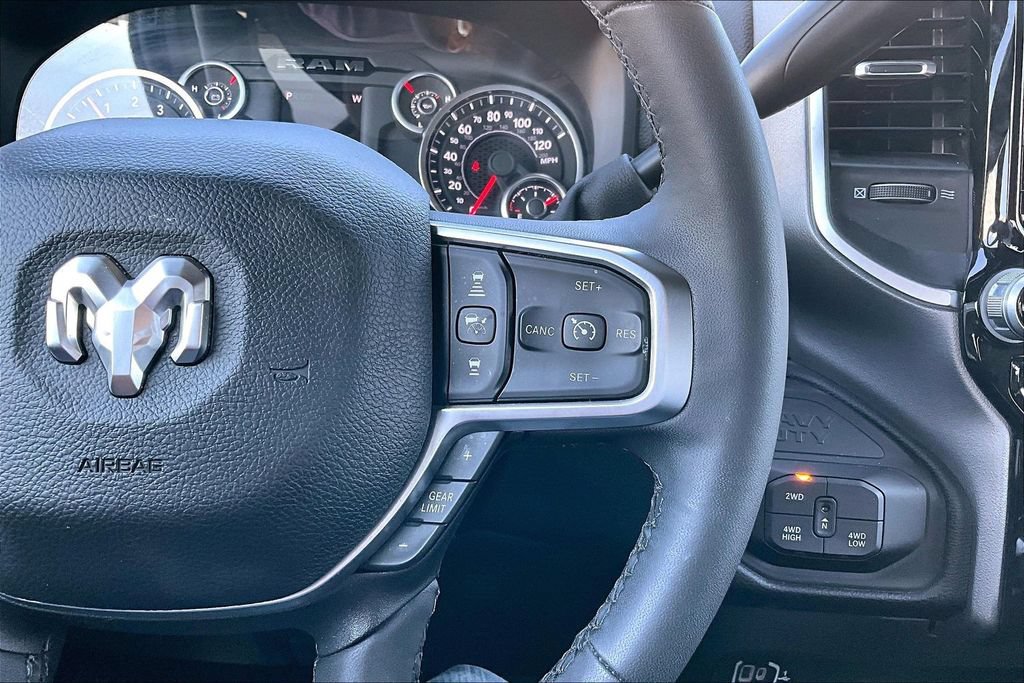 Used 2026 RAM 2500 Big Horn AWD/4WD image 7