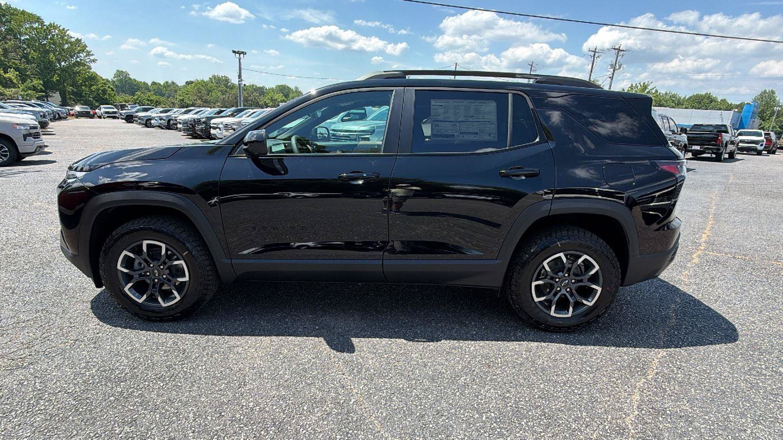 New 2026 Chevrolet Equinox ACTIV w/ Convenience Package III AWD/4WD image 8