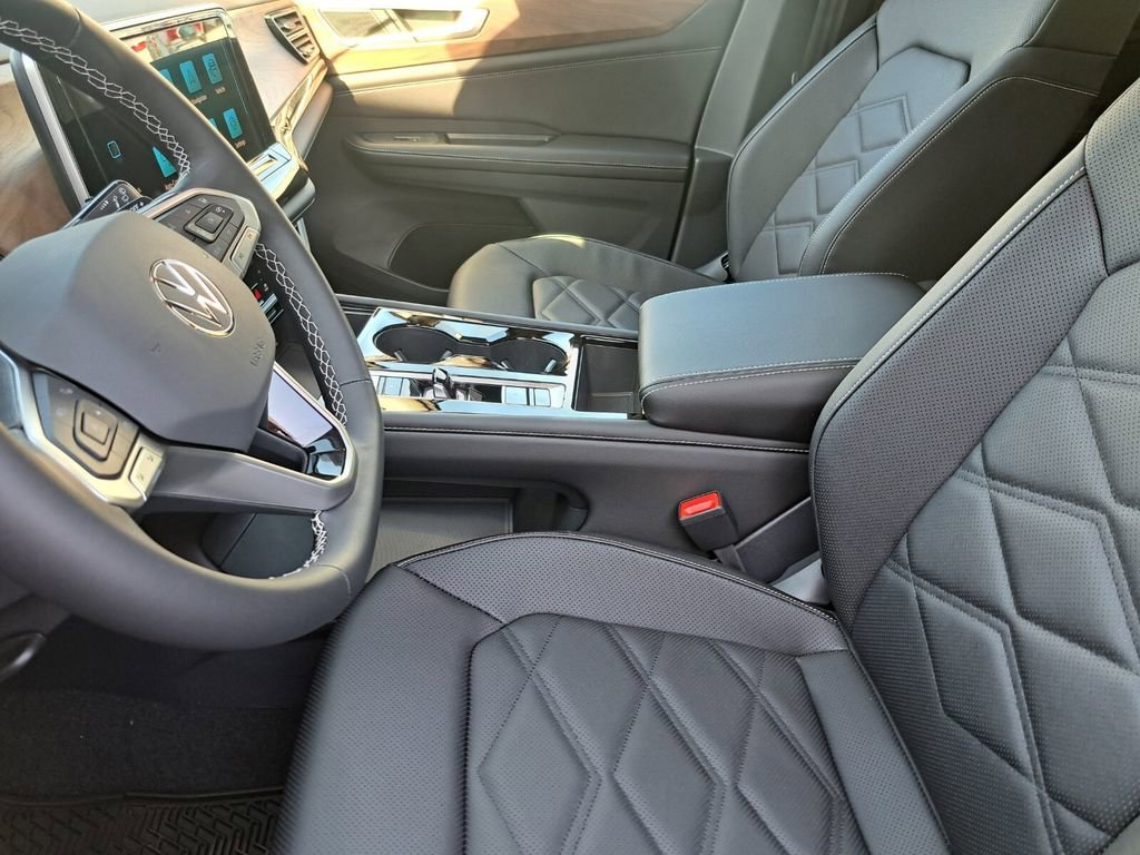 New 2026 Volkswagen Atlas SE FWD image 18