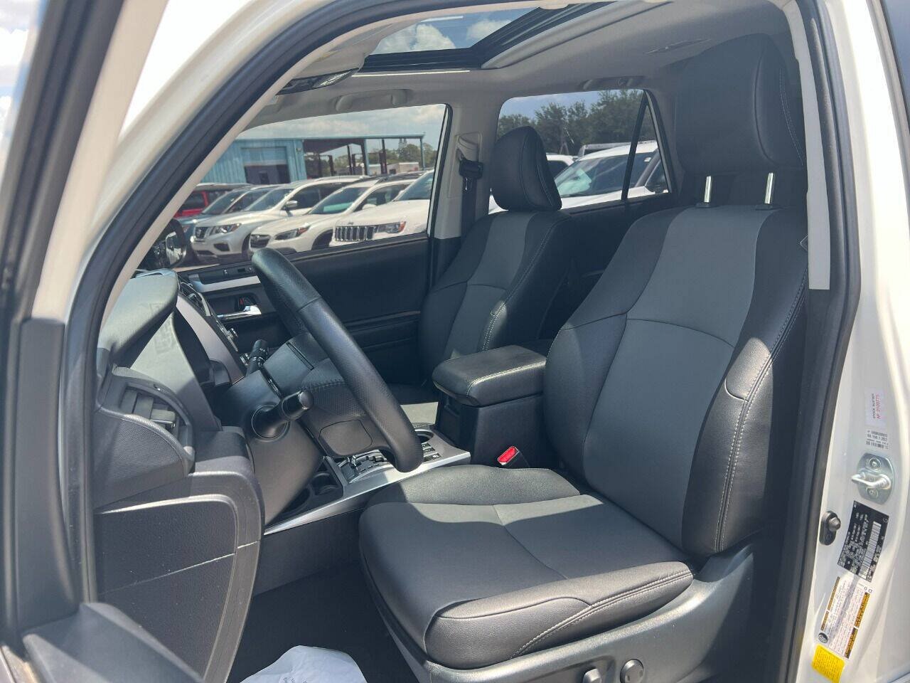 Used 2022 Toyota 4Runner SR5 Premium w/ Moonroof Package RWD image 19