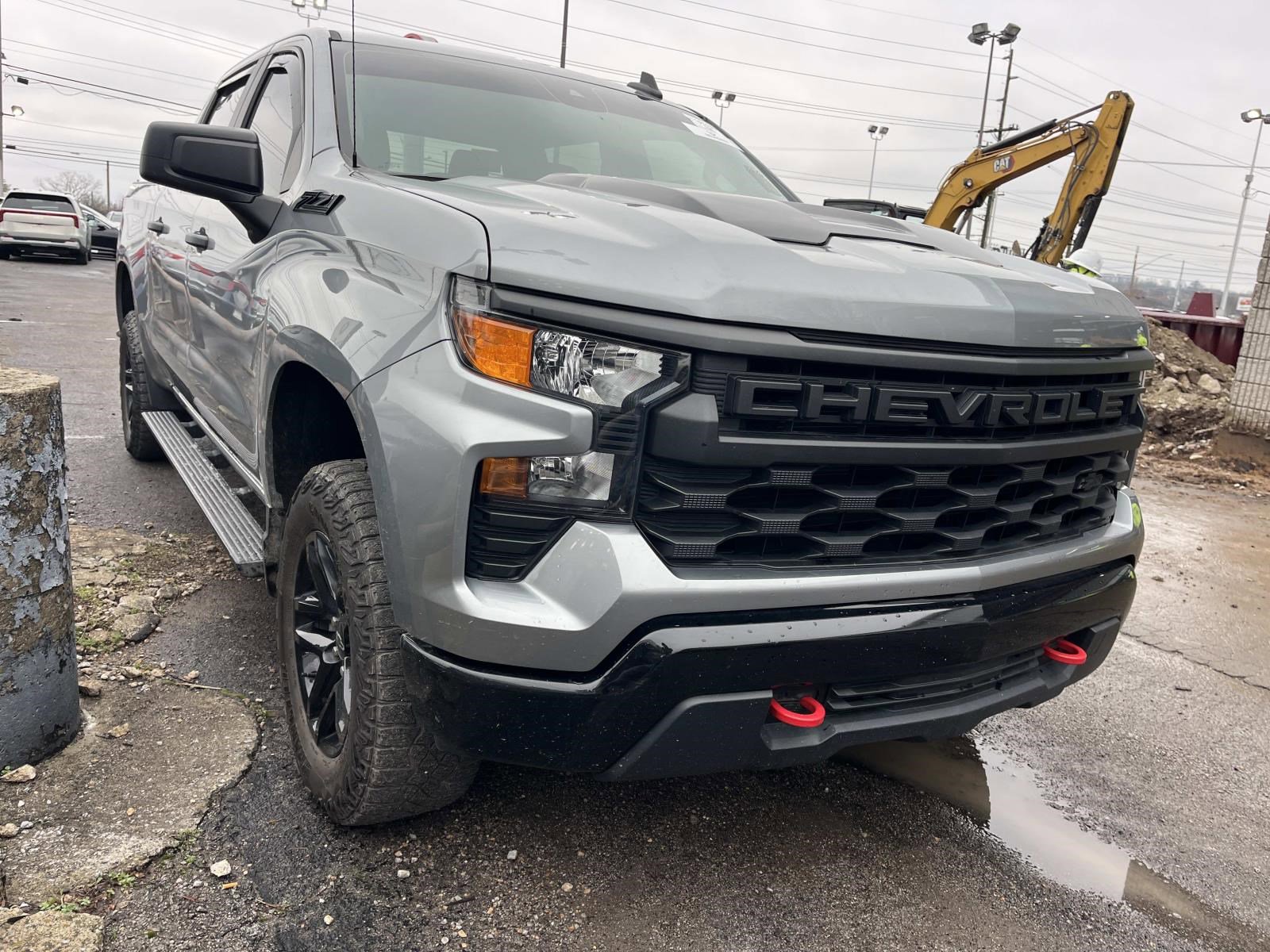 Used 2024 Chevrolet Silverado 1500 Custom Trail Boss w/ LPO, Dark Essentials Package image 1