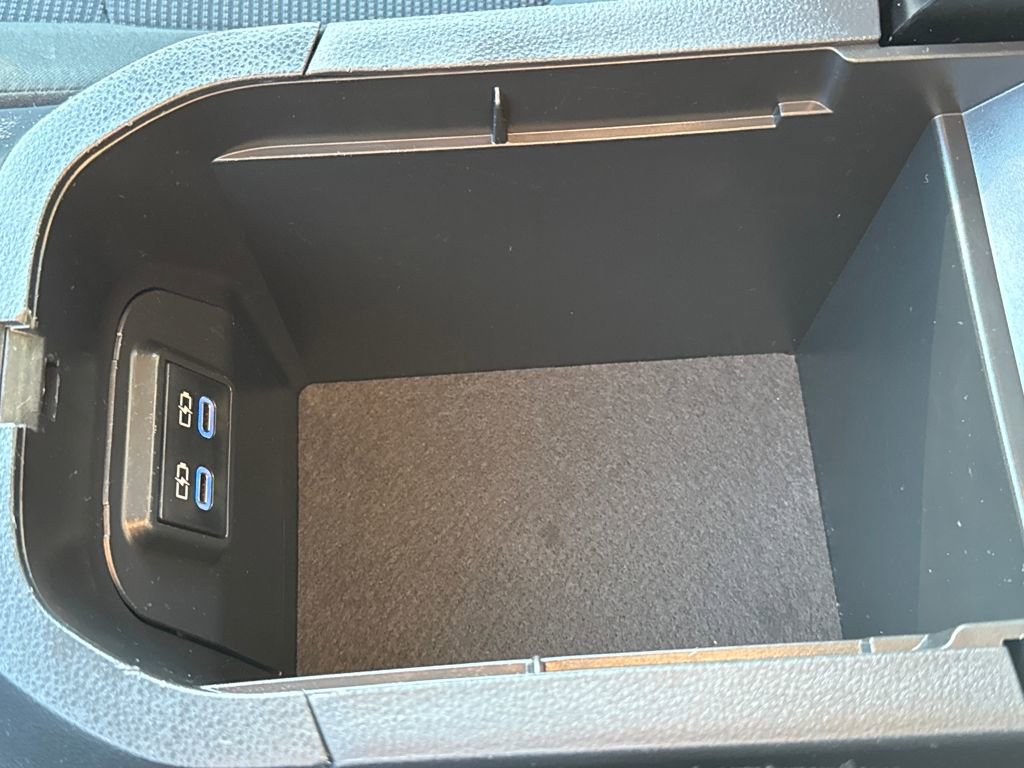 Used 2022 Toyota RAV4 LE image 25