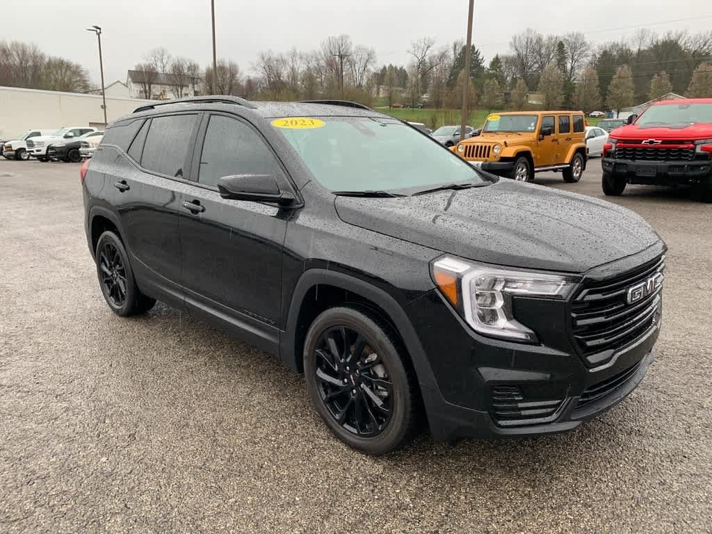 Certified 2023 GMC Terrain SLE w/ Elevation Edition AWD/4WD image 7
