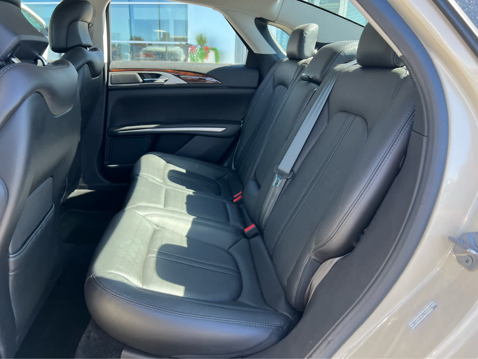 Used 2014 Lincoln MKZ Hybrid w/ Equipment Group 202A Reserve FWD image 26