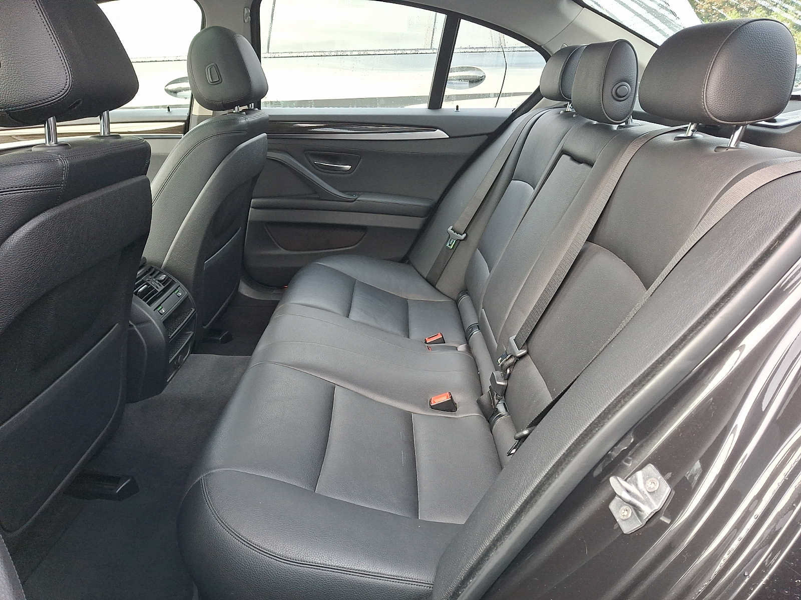 Used 2015 BMW 528i xDrive Sedan AWD/4WD image 8
