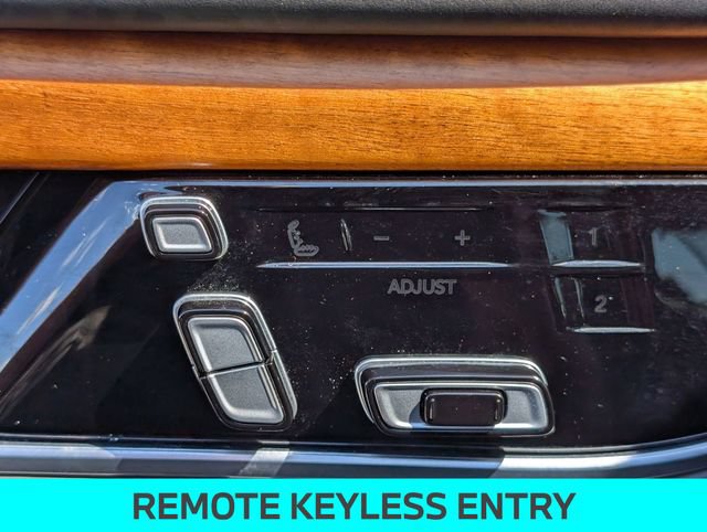 Certified 2024 Jeep Grand Wagoneer L Series III w/ Rear Seat Video Group 1 AWD/4WD image 18