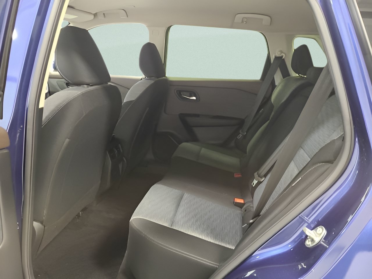 Used 2023 Nissan Rogue SV AWD/4WD image 15