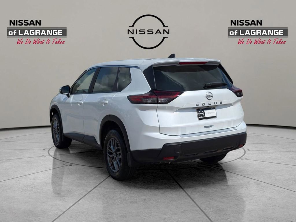 New 2026 Nissan Rogue SV image 7