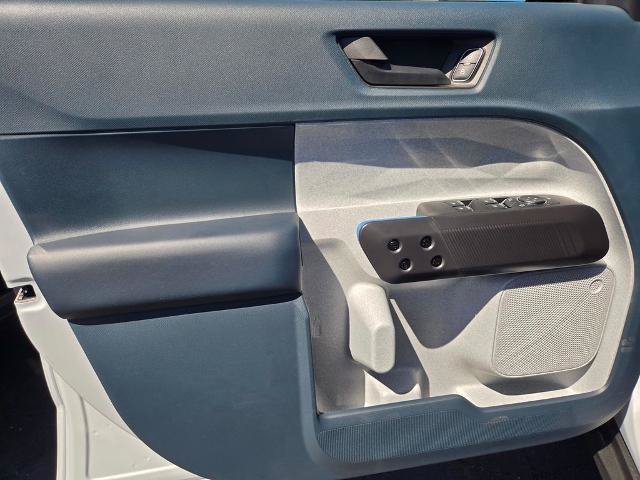New 2026 Ford Maverick XLT w/ XLT Luxury Package FWD image 38
