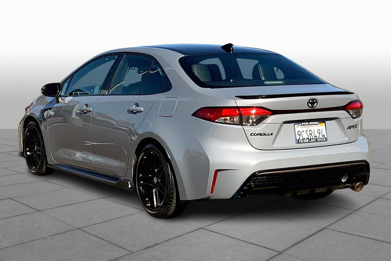 Used 2022 Toyota Corolla XSE w/ Carpet Mat Package (TMS) FWD image 11