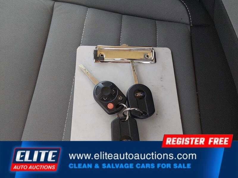 Used 2015 Ford C-MAX SE w/ Interior Protection Package FWD image 21