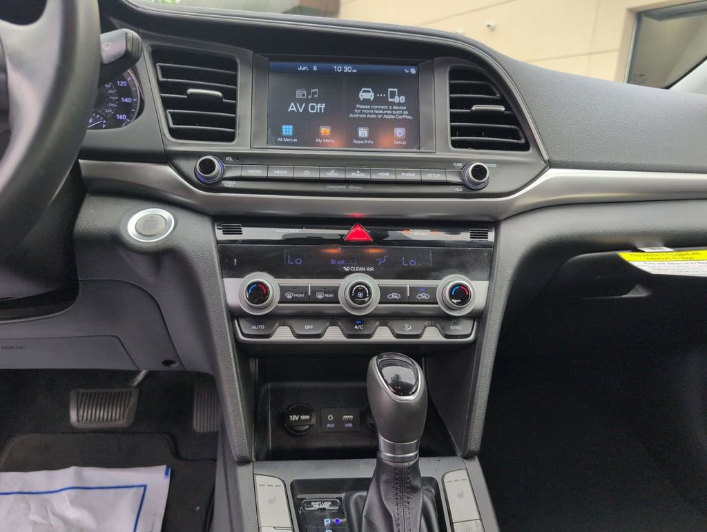 Used 2020 Hyundai Elantra Value Edition w/ Cargo Package (C1) FWD image 18