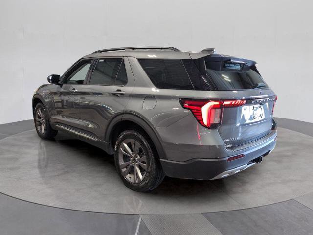 Certified 2025 Ford Explorer Active w/ Active Comfort Package image 3