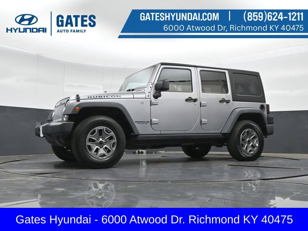 Used 2015 Jeep Wrangler Unlimited Rubicon w/ Max Tow Package AWD/4WD image 32