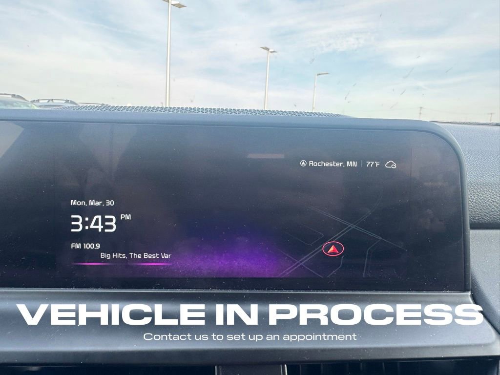 Used 2025 Kia Seltos EX image 18